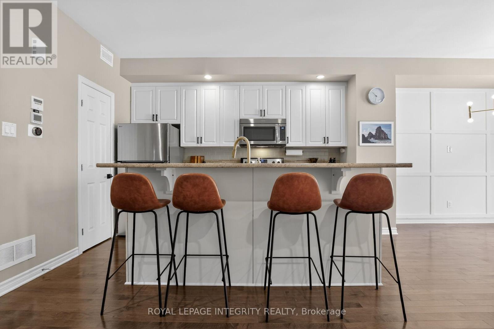 608 CHAPERAL PRIVATE - 8