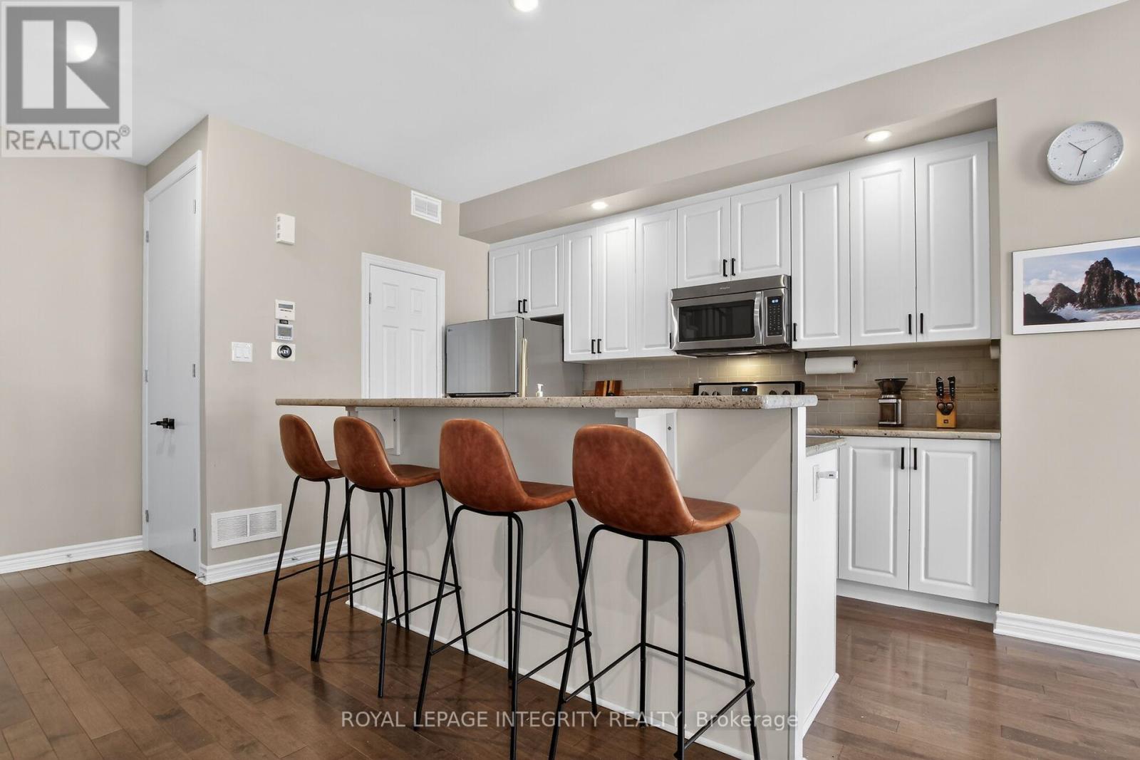 608 CHAPERAL PRIVATE - 9