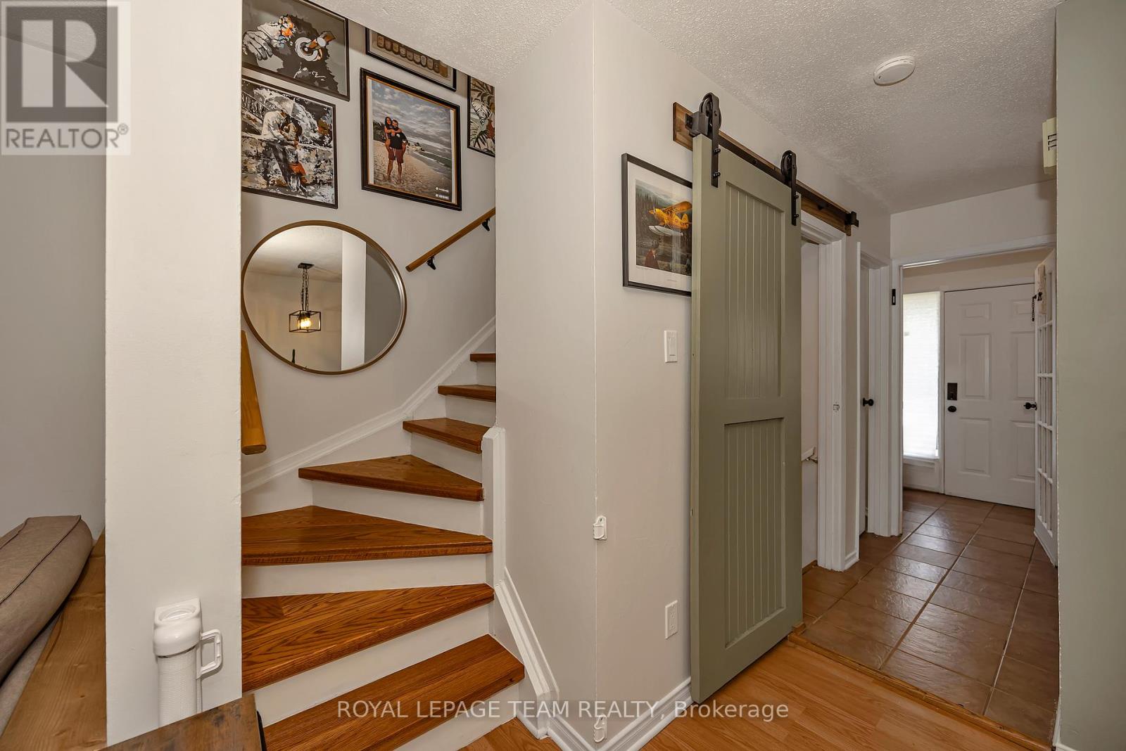 1832 STONEHENGE CRESCENT - 20