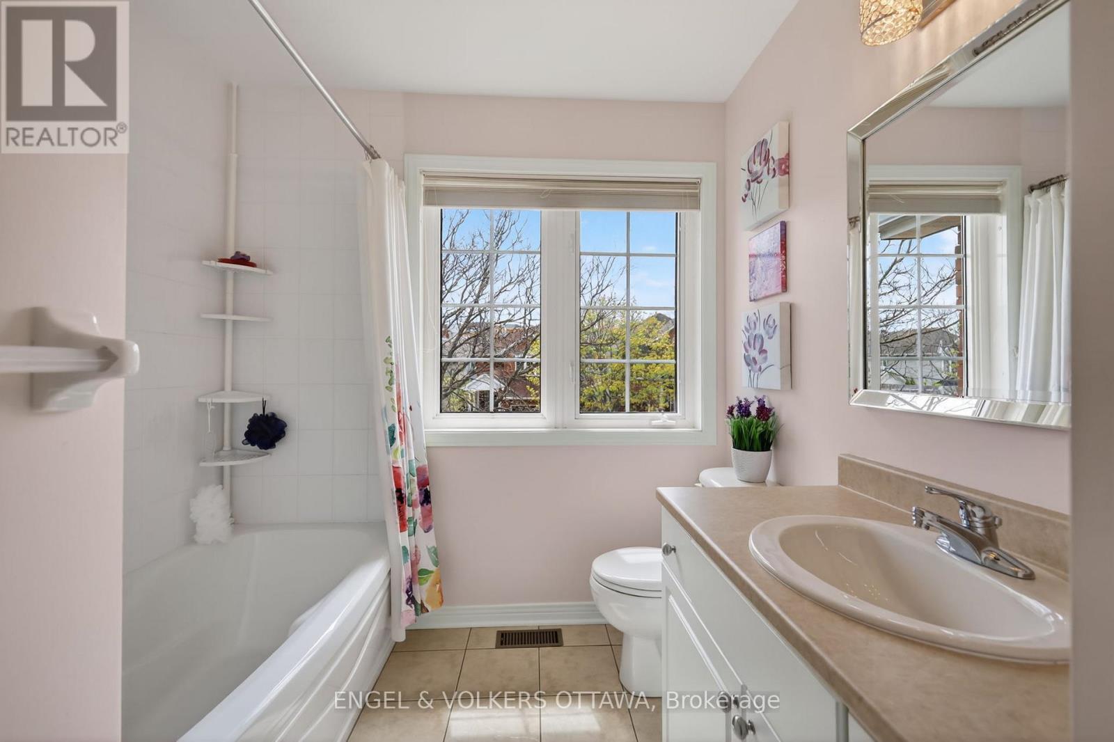 7 DRYSDALE STREET - 16