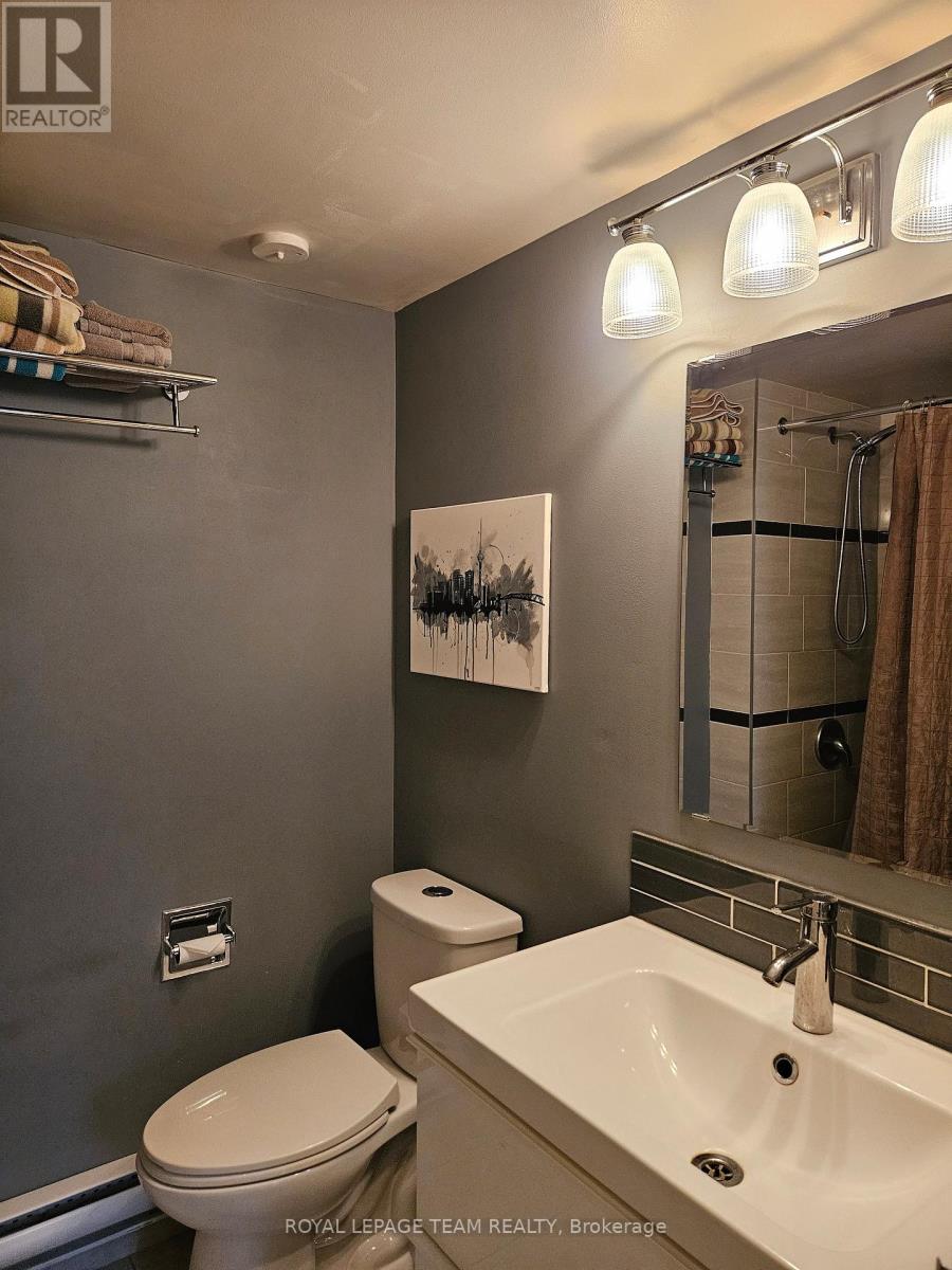 1 Bed, 1 Bath House for Sale in Ottawa – 5 – 522 RIVERDALE AVENUE, Ottawa – MLS# X13121264 - Image 7
