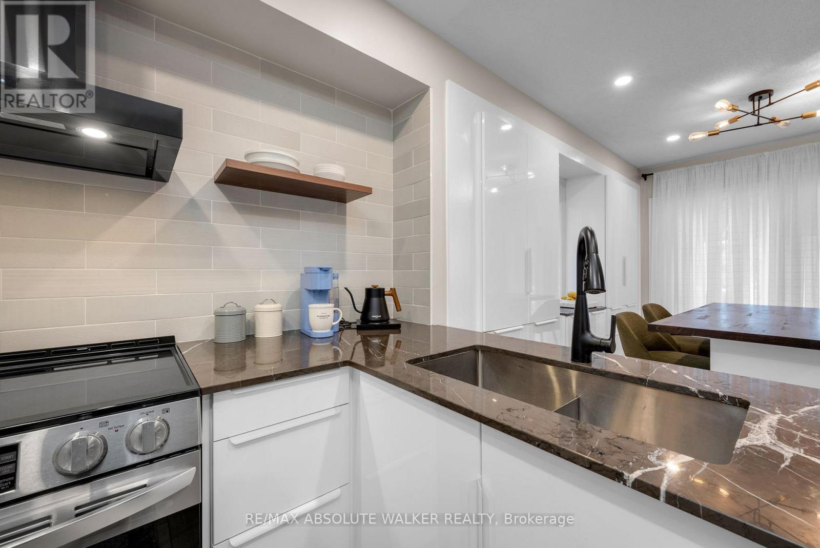 1641 FRENETTE STREET - 15