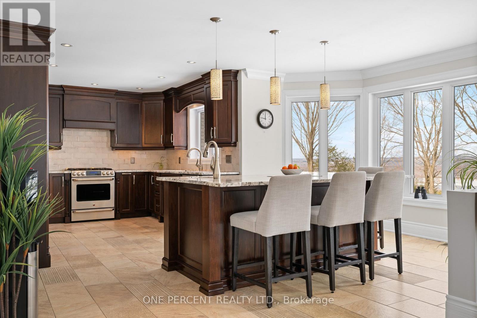 975 FIELDOWN STREET - 10