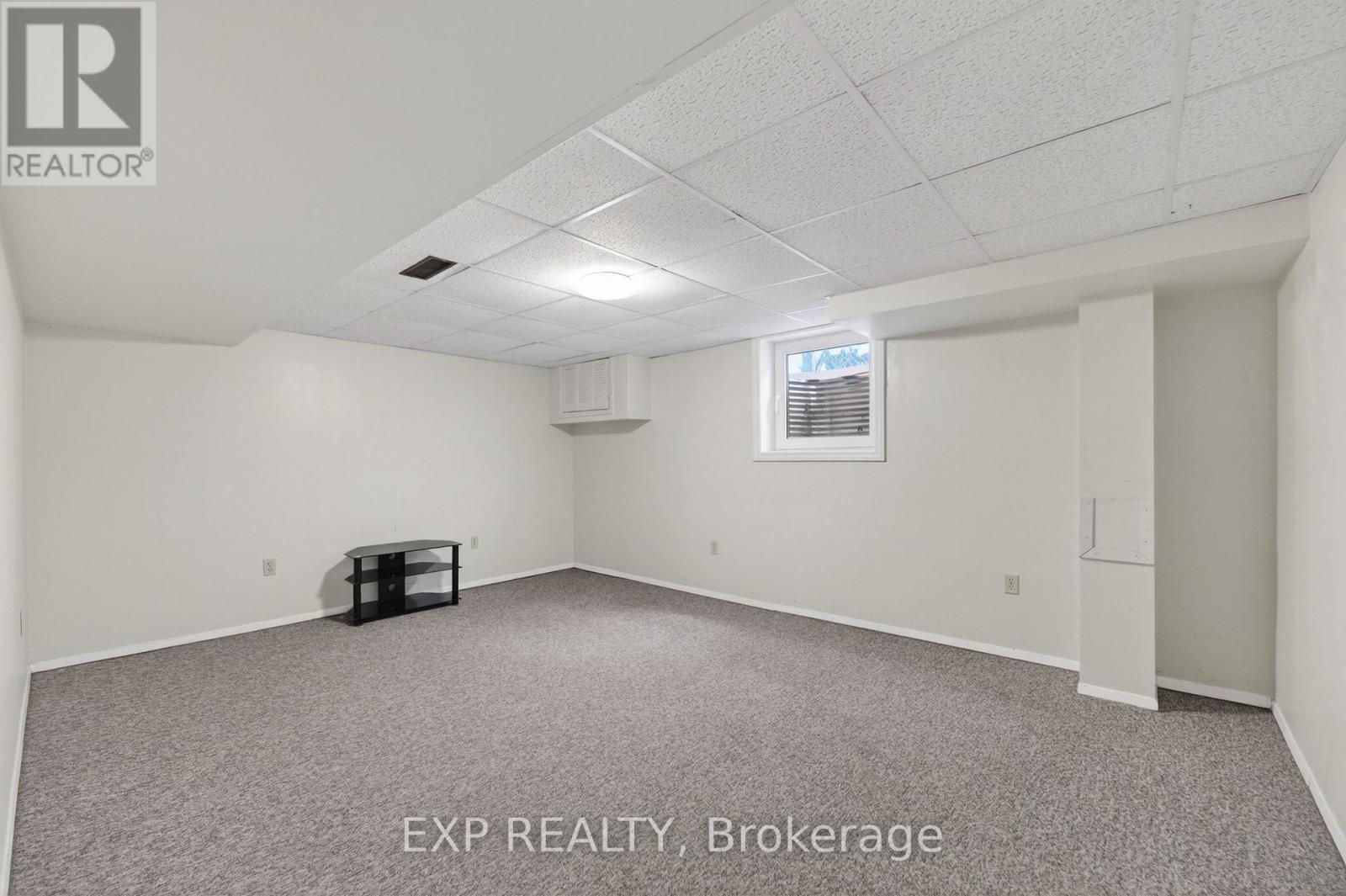 51 PARKDALE DRIVE - 31