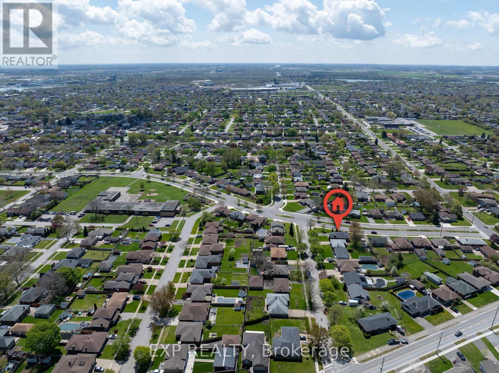 51 PARKDALE DRIVE - 40