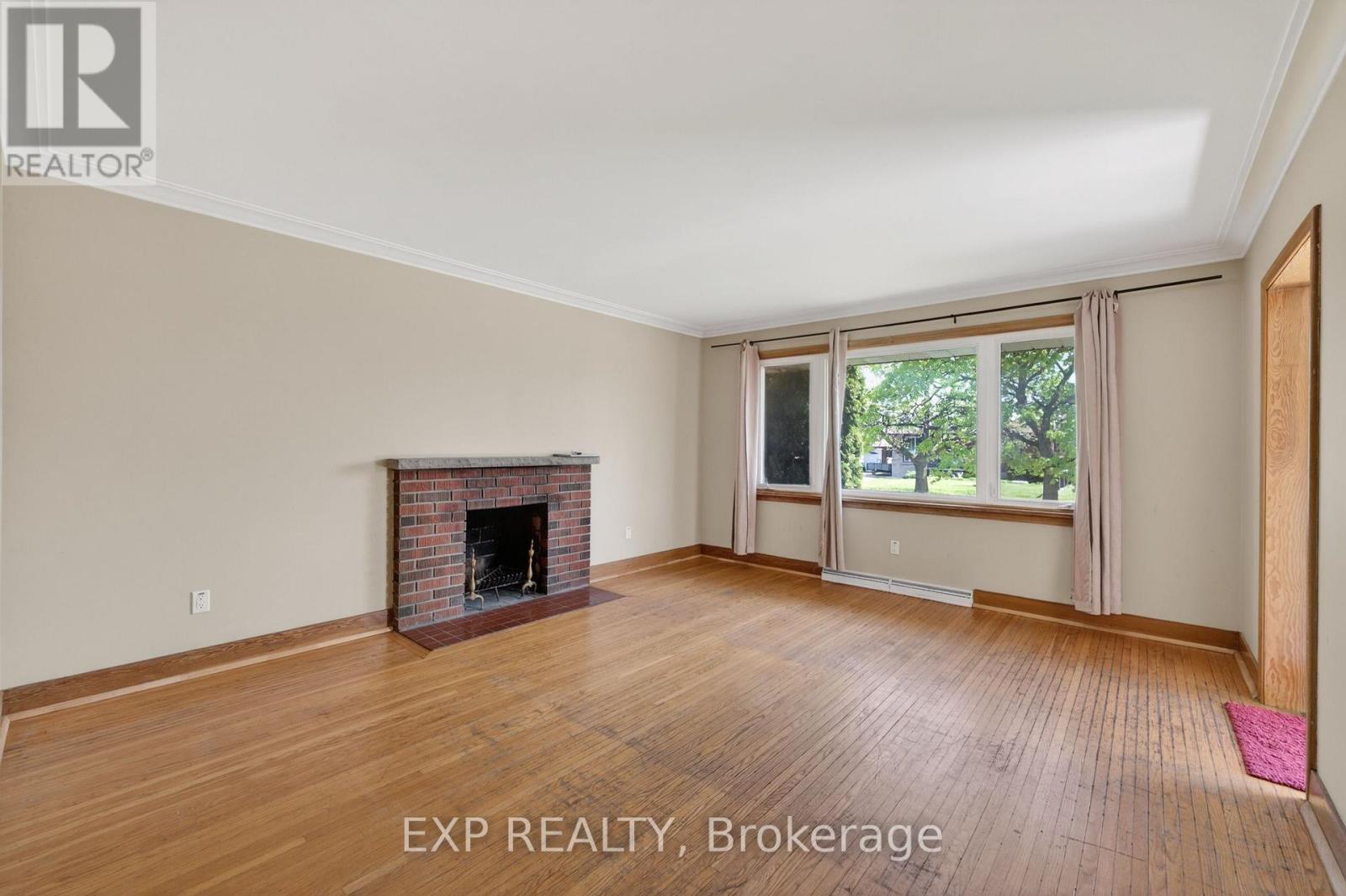 51 PARKDALE DRIVE - 8
