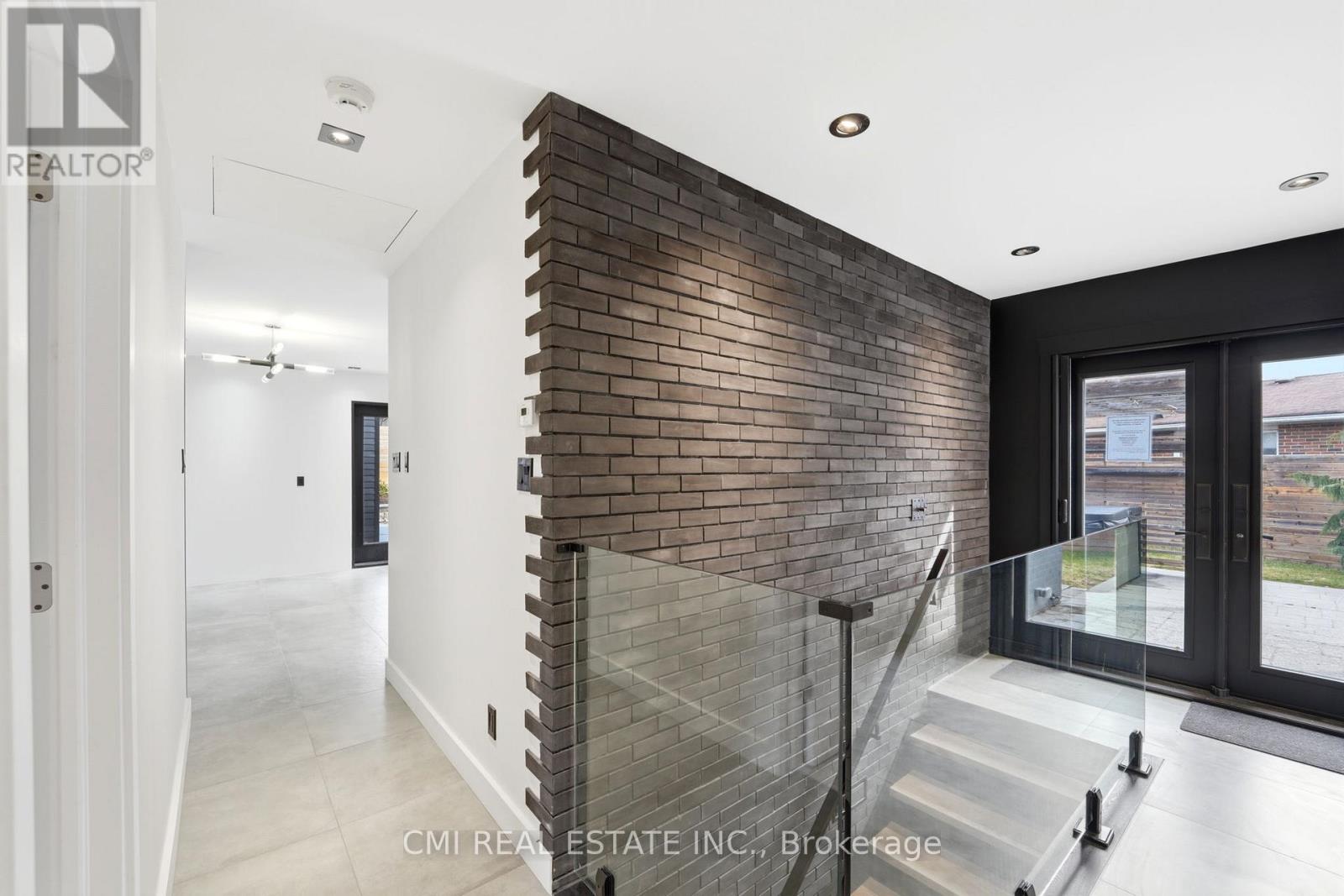 23 LOGSTONE CRESCENT - 16