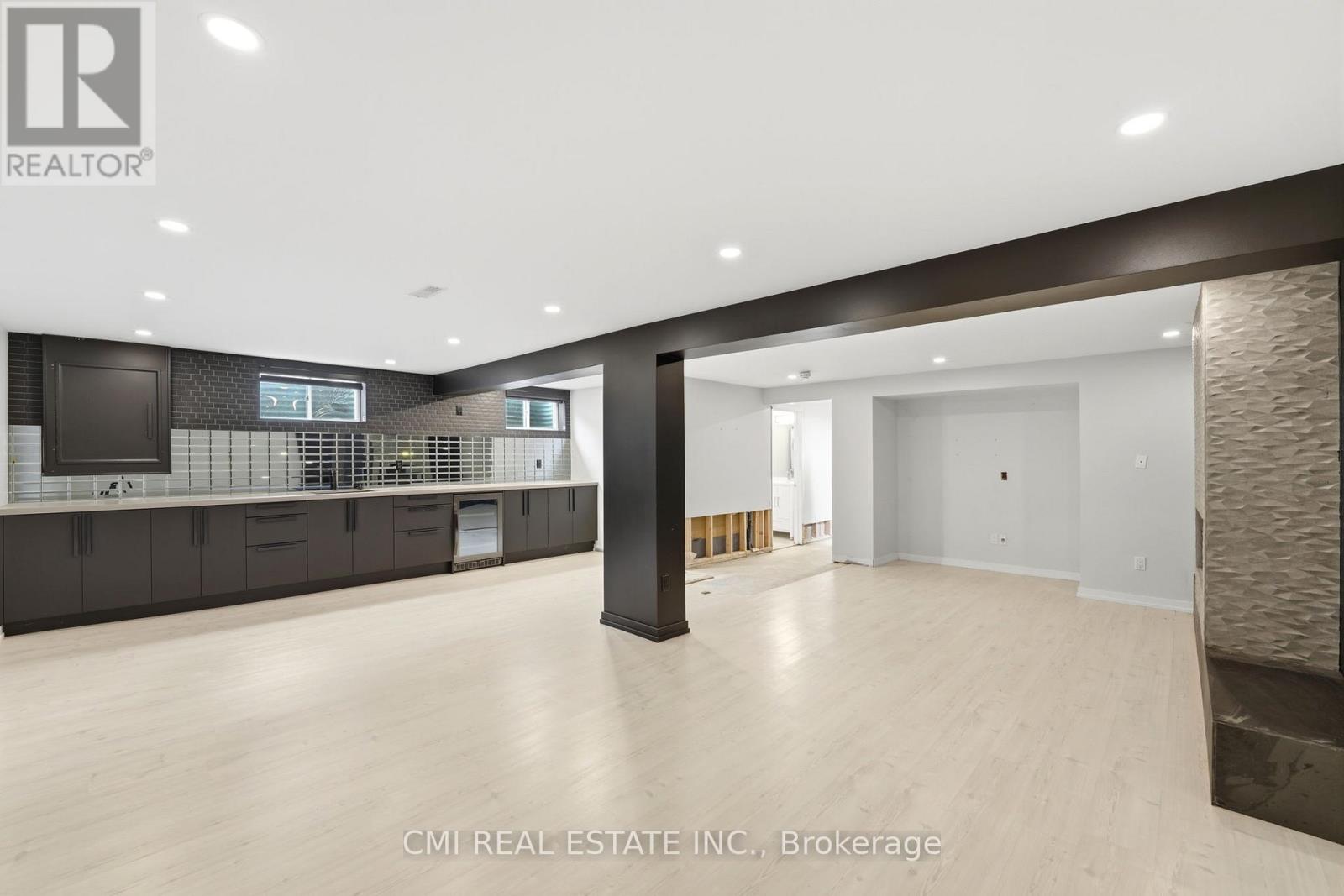 23 LOGSTONE CRESCENT - 27
