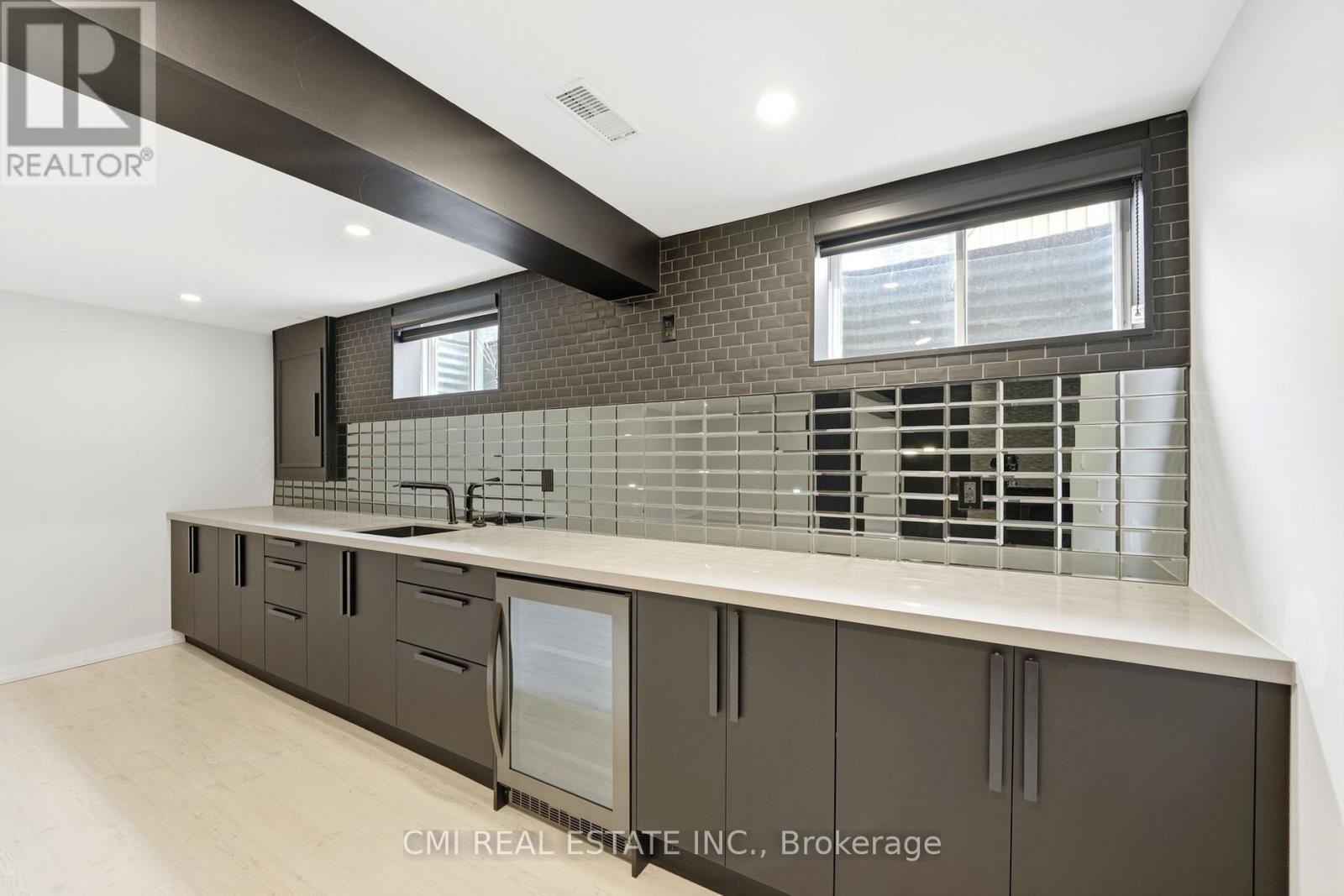 23 LOGSTONE CRESCENT - 28