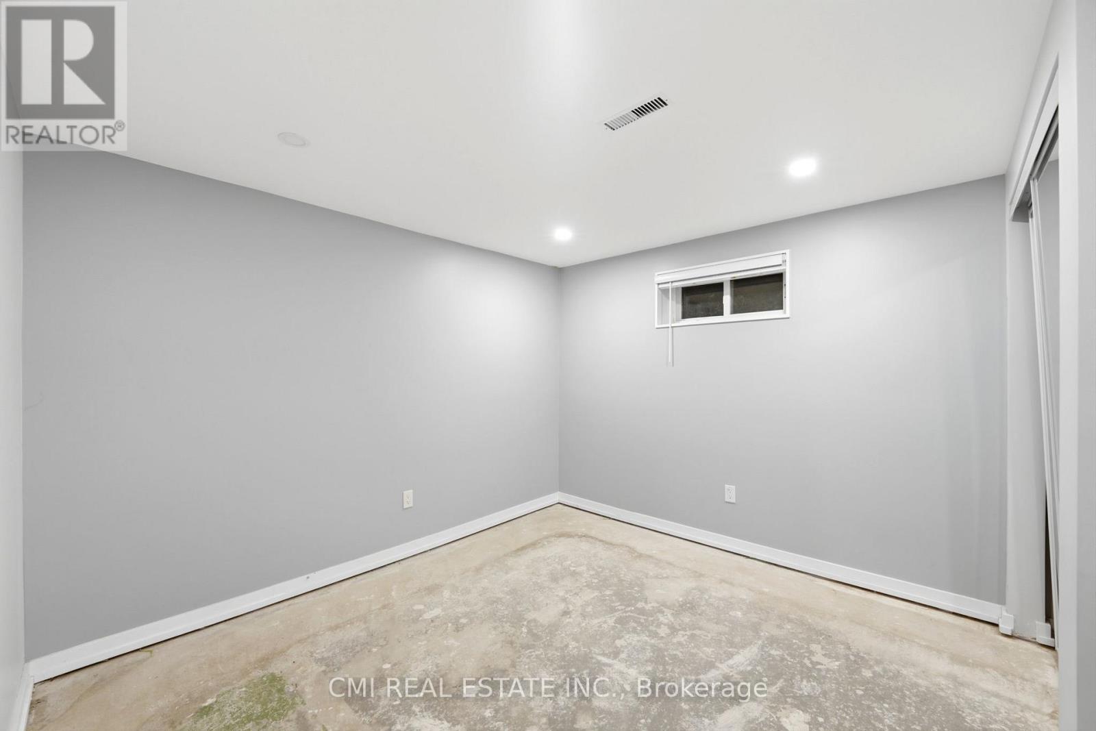 23 LOGSTONE CRESCENT - 31