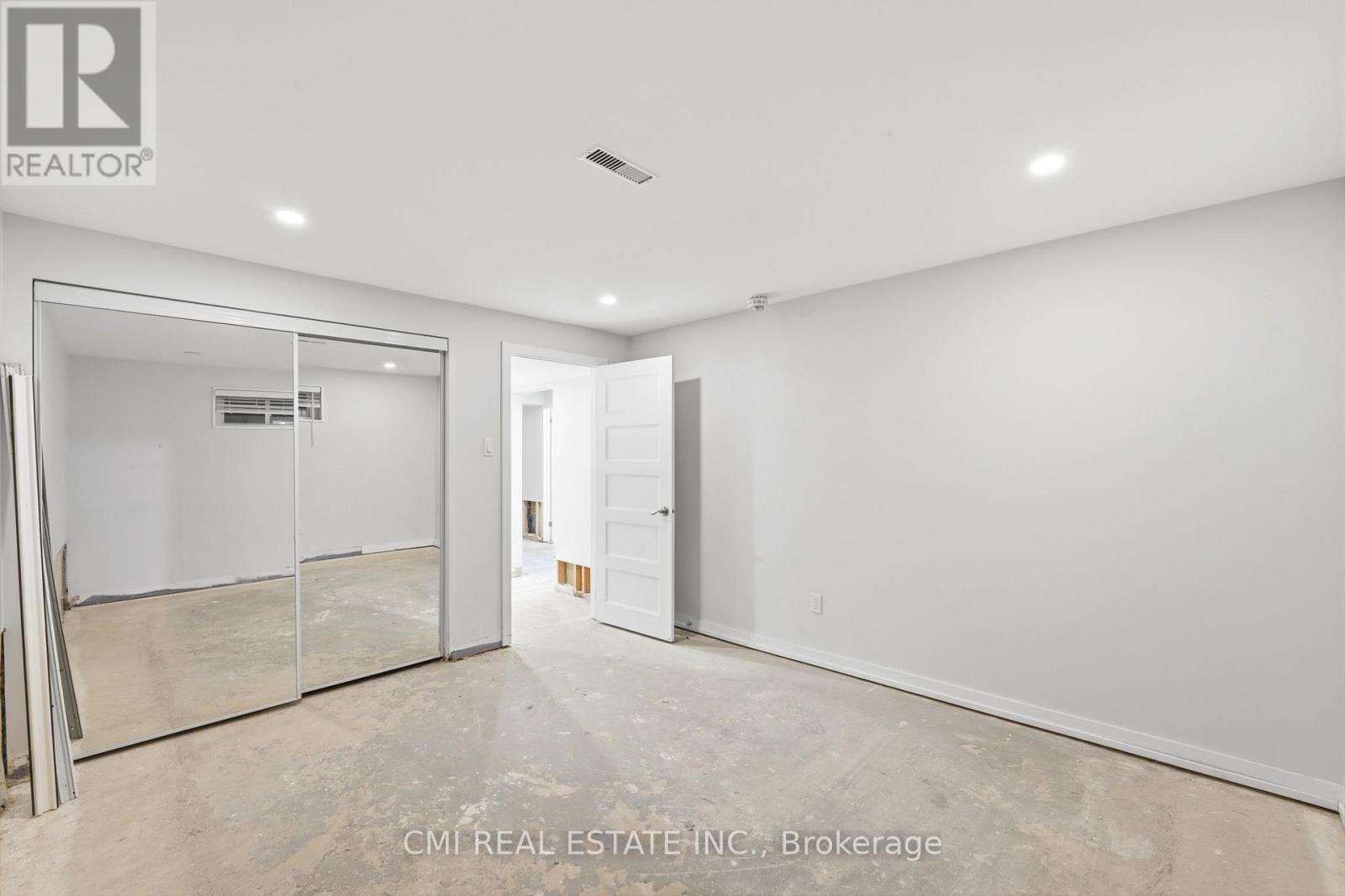 23 LOGSTONE CRESCENT - 34