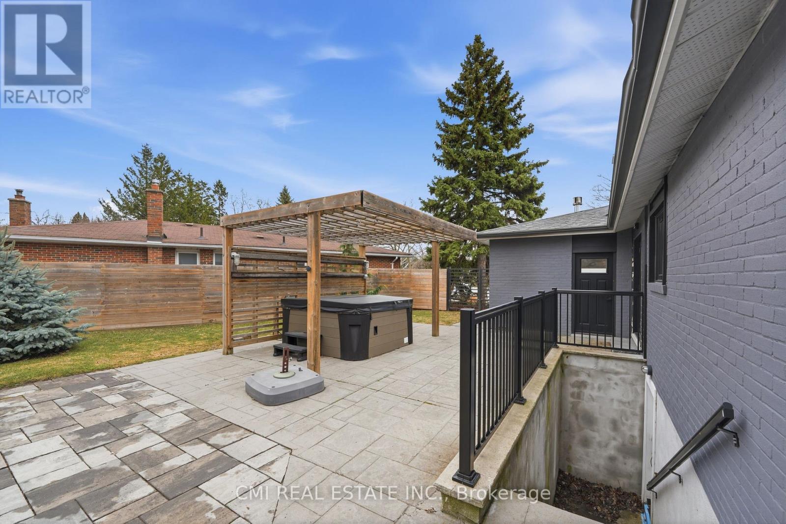 23 LOGSTONE CRESCENT - 37