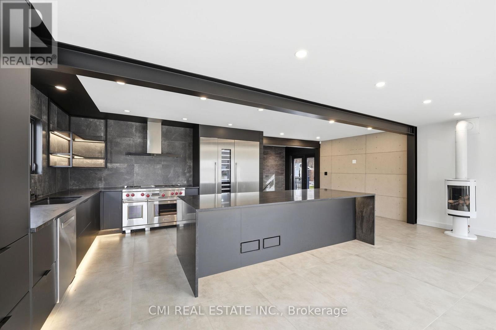 23 LOGSTONE CRESCENT - 7