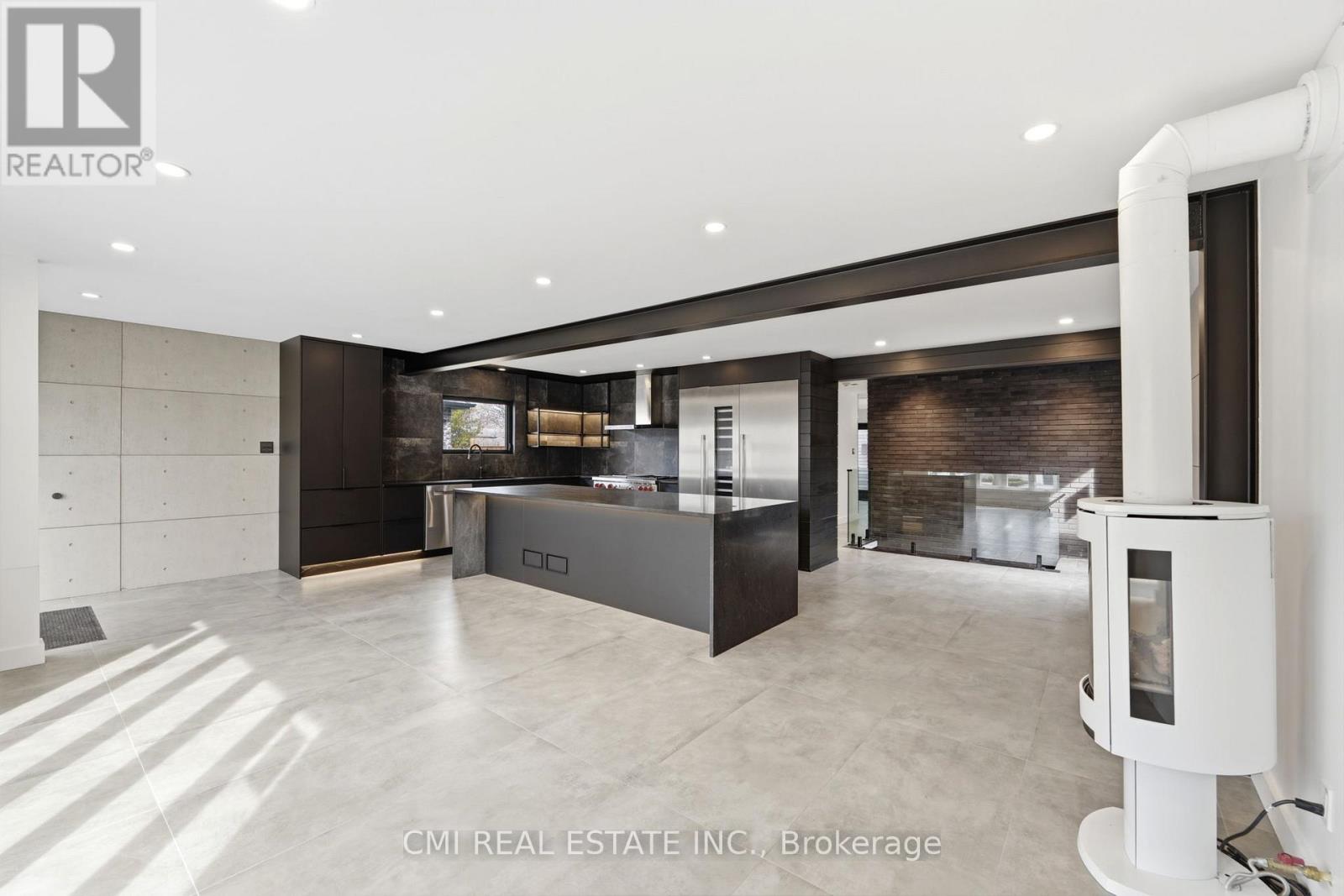 23 LOGSTONE CRESCENT - 8