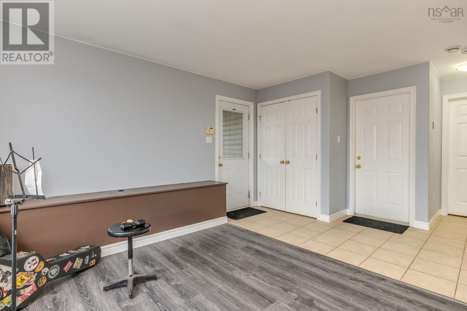 Property 33 of 50 of 31 Limestone Avenue