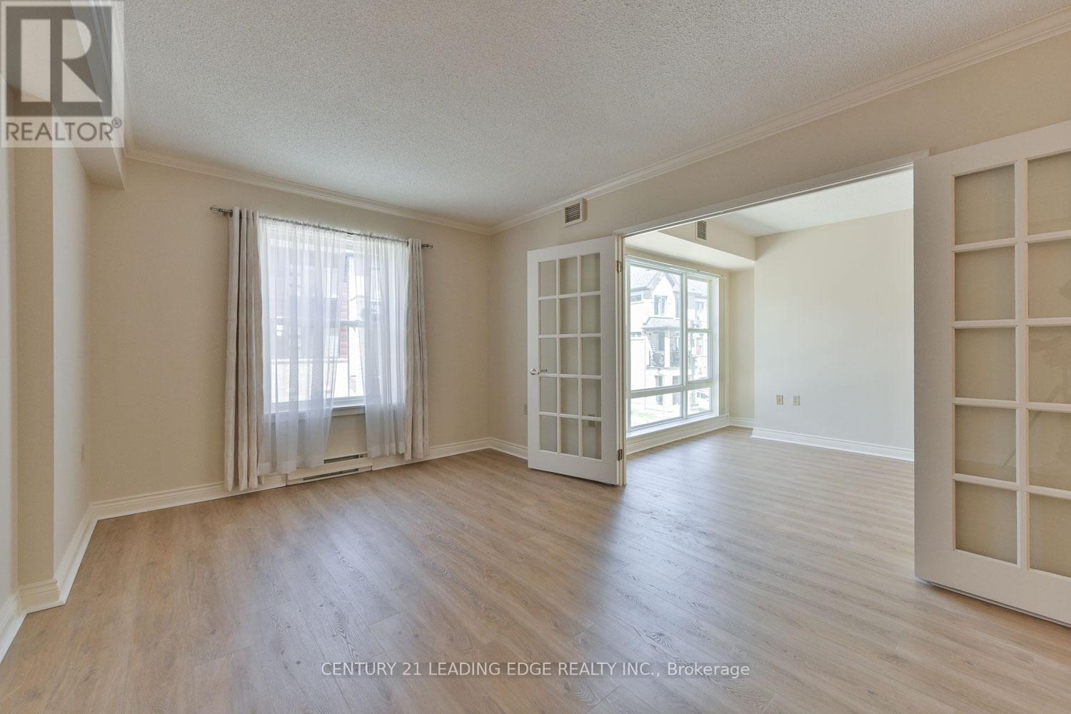 #214 100 ANNA RUSSELL WAY - 12