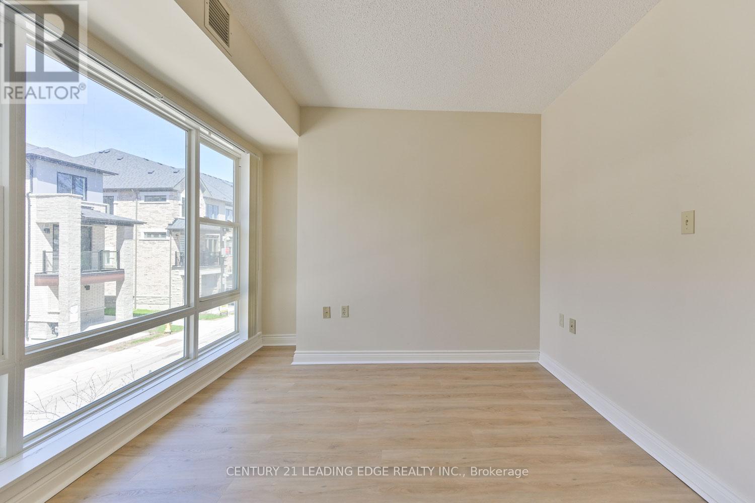#214 100 ANNA RUSSELL WAY - 15