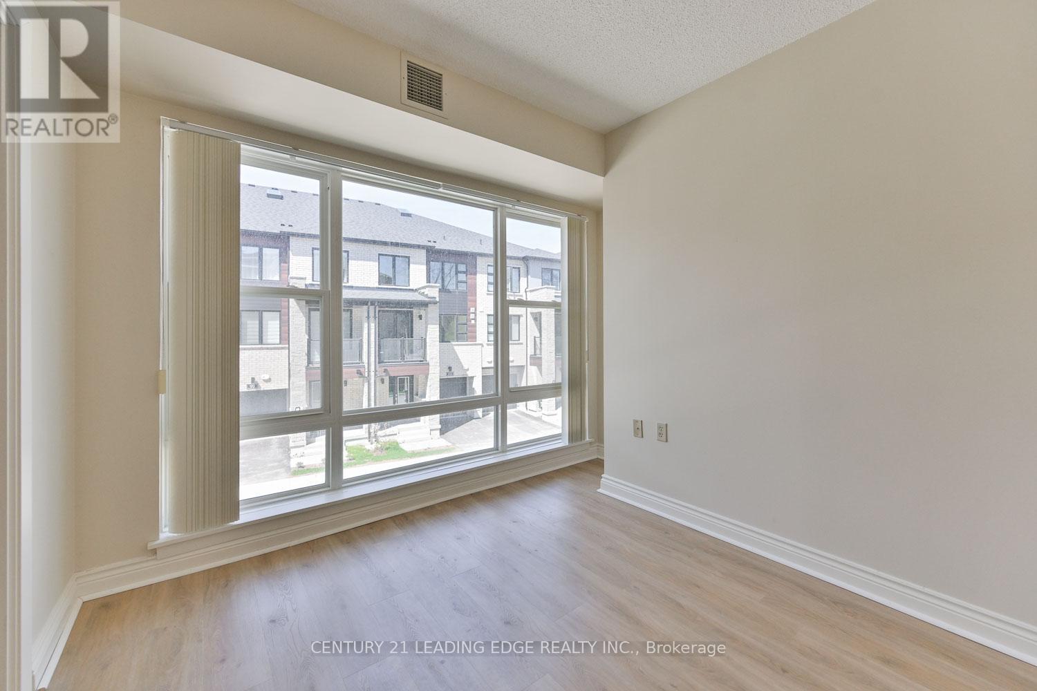#214 100 ANNA RUSSELL WAY - 16