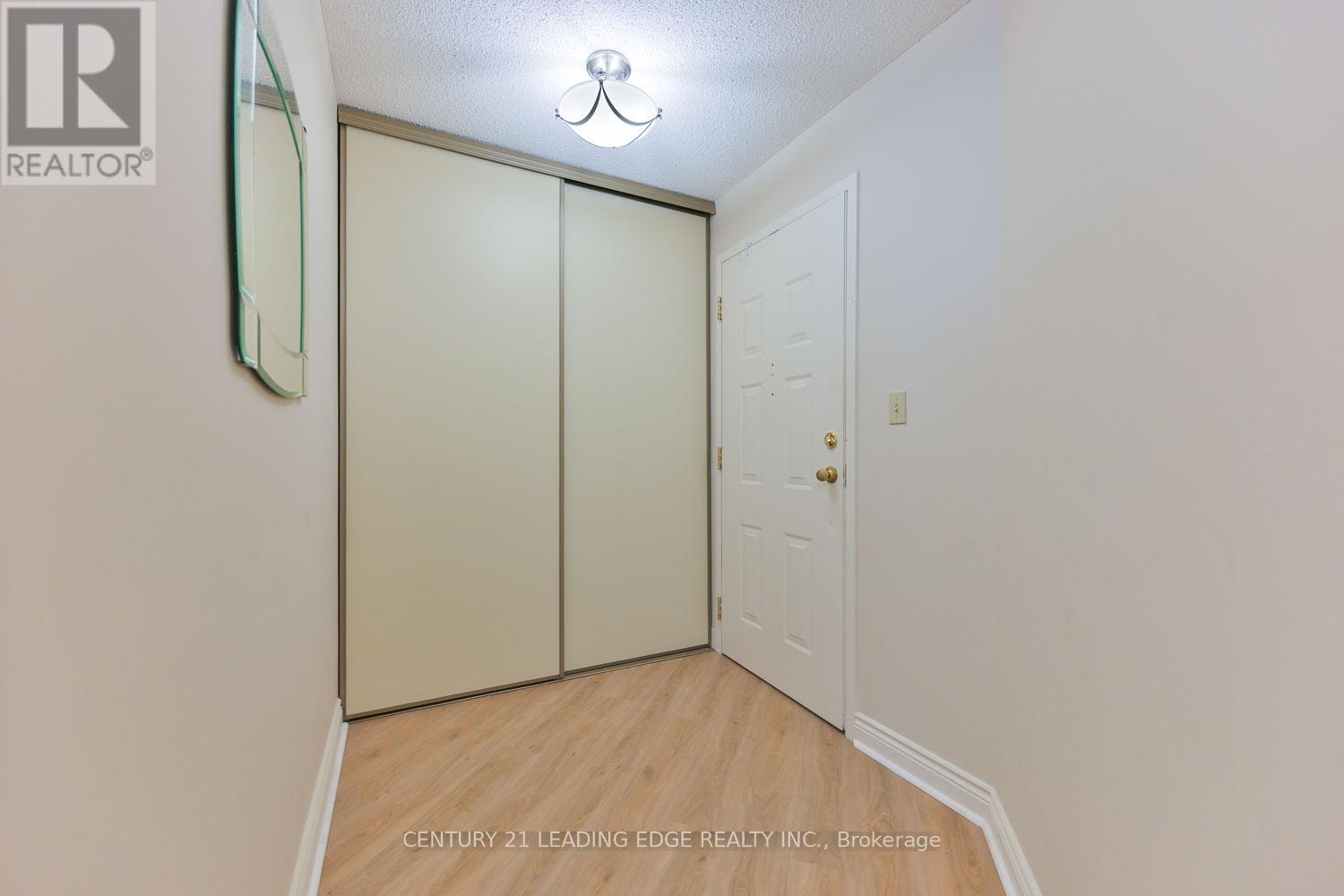 #214 100 ANNA RUSSELL WAY - 8