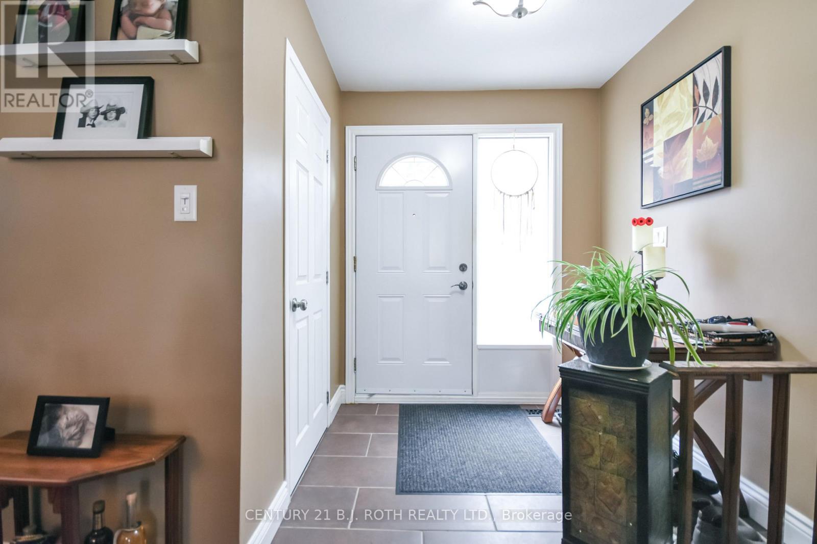 128 CHERRYWOOD DRIVE - 2