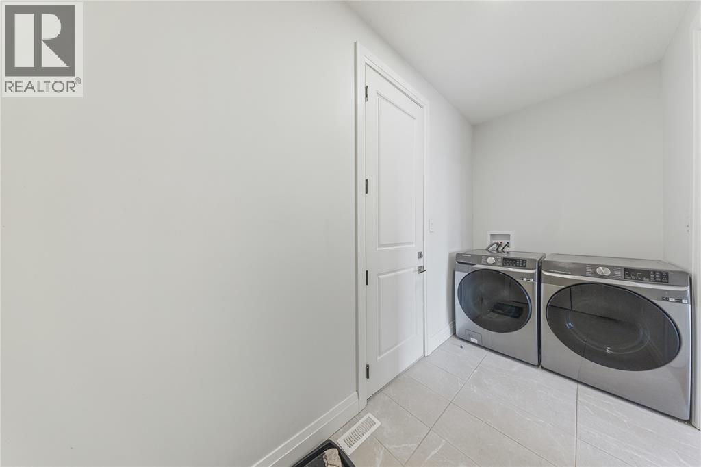608 SWEETBAY CRESCENT, Sarnia, Ontario, N7S0A8 — Photo 19