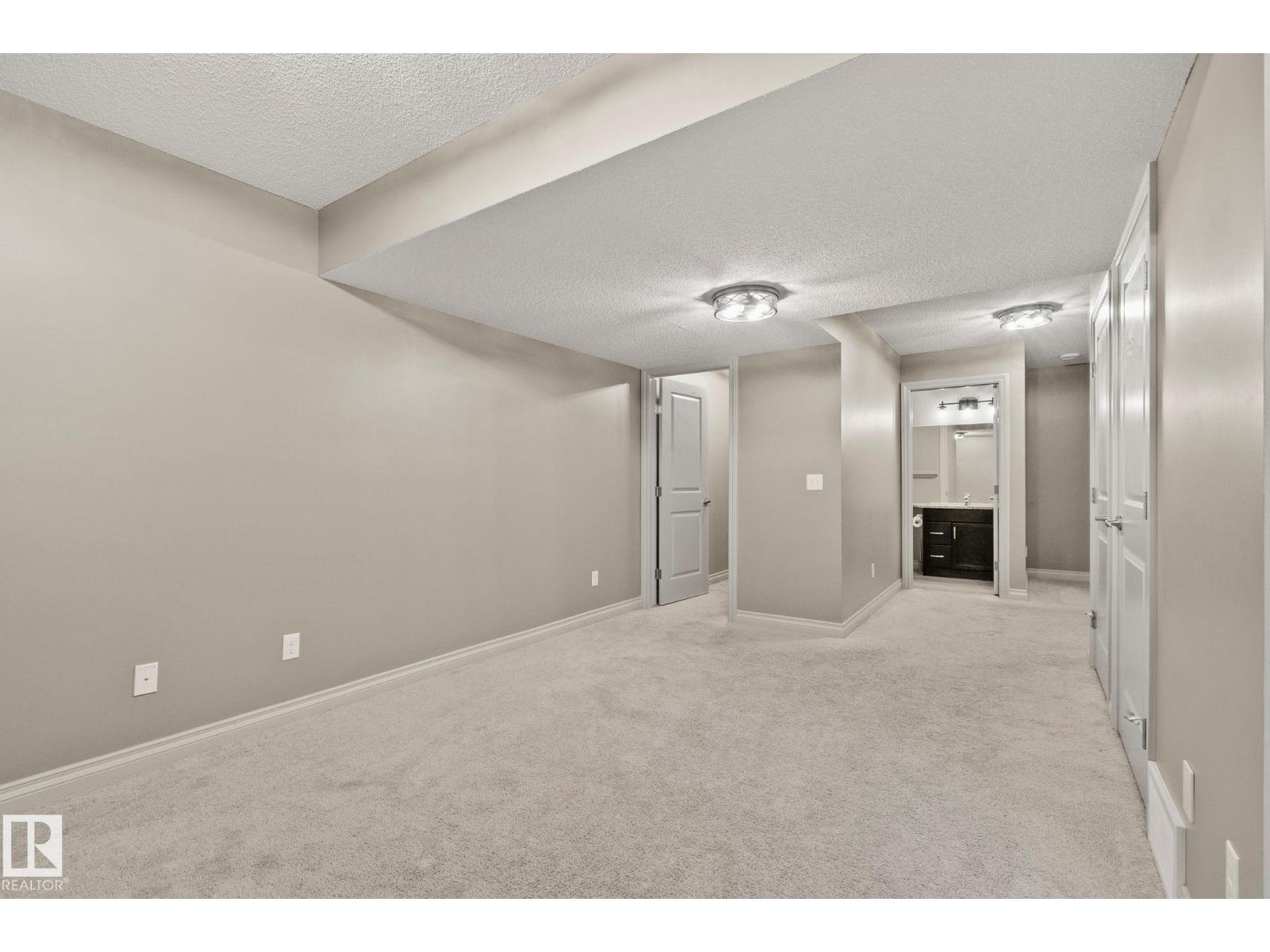 #46 445 BRINTNELL BV NW - 33