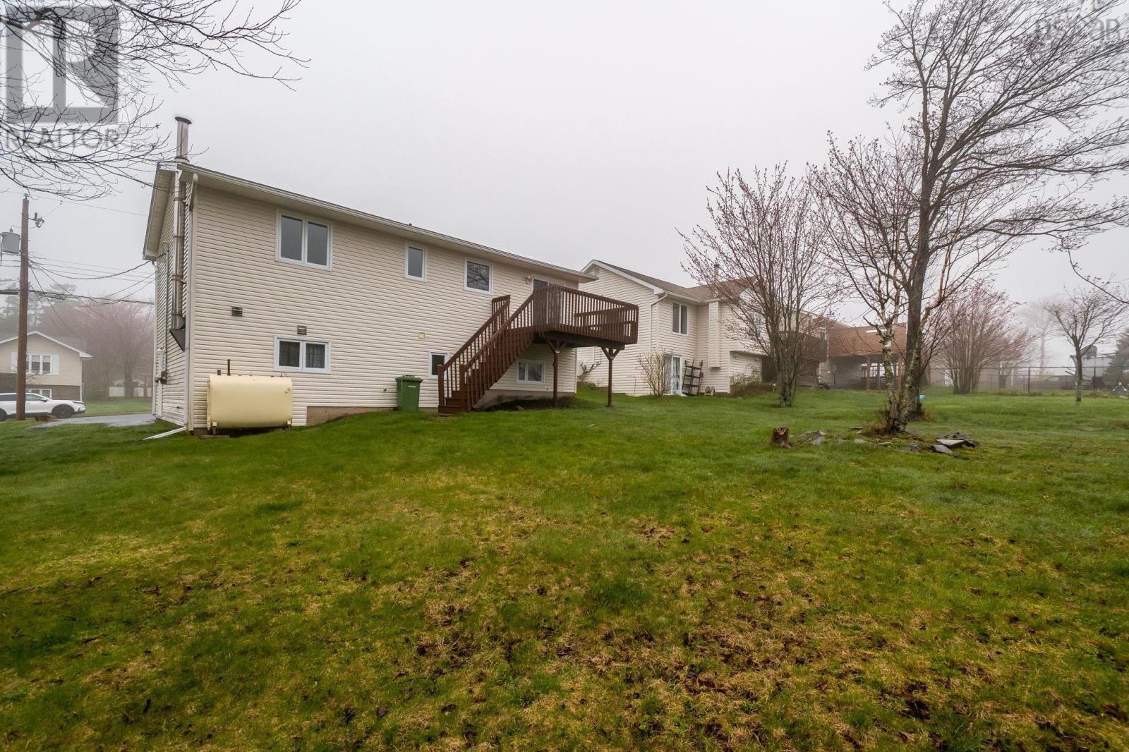 Property 23 of 49 of 78 Brookfield Ave