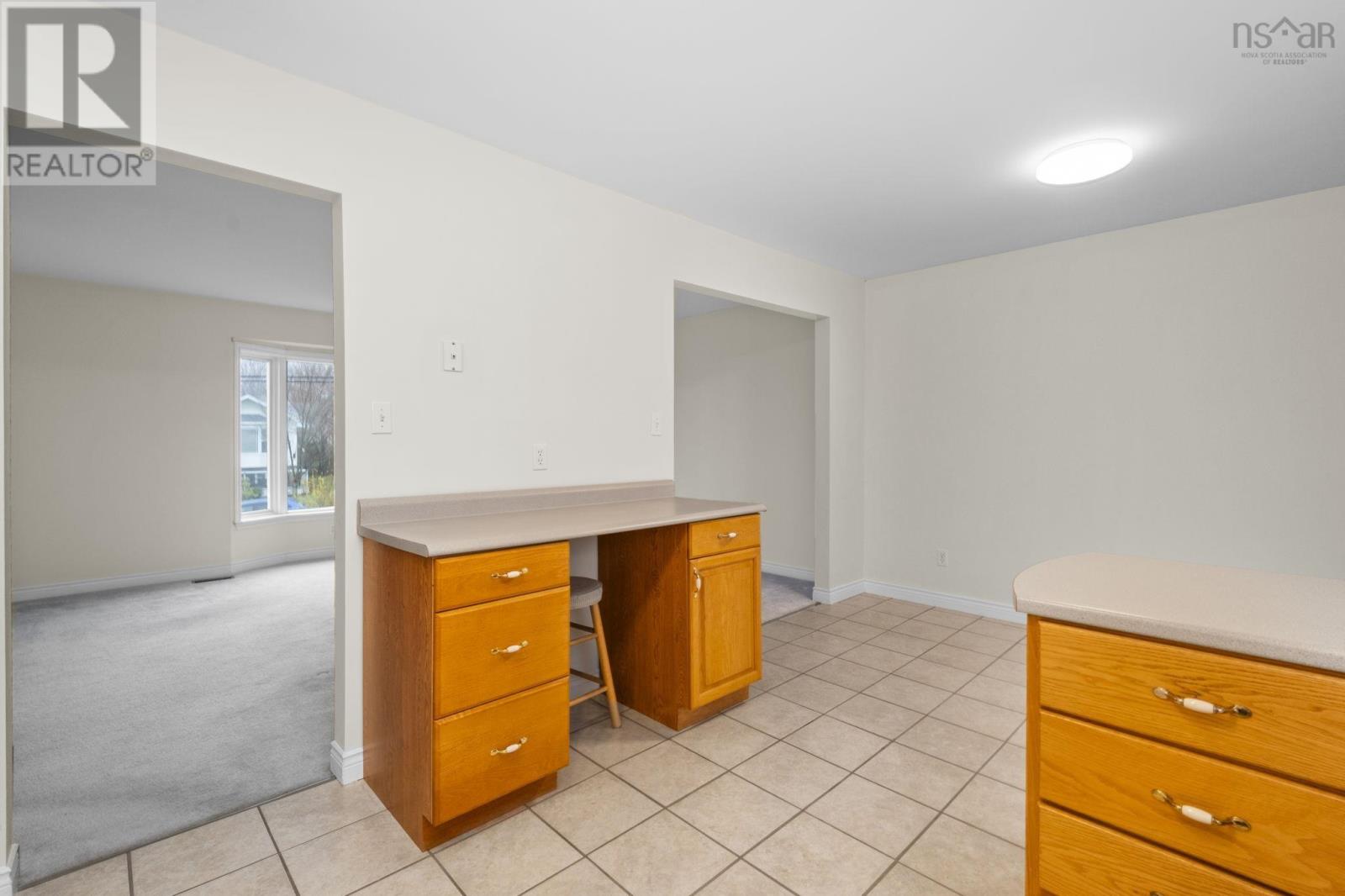 Property 21 of 49 of 78 Brookfield Ave