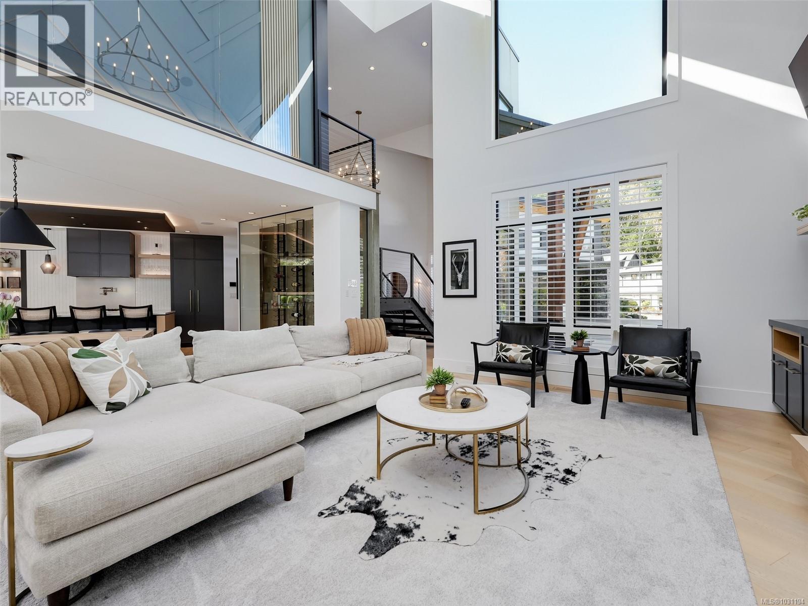 2220 Riviera Pl, Langford