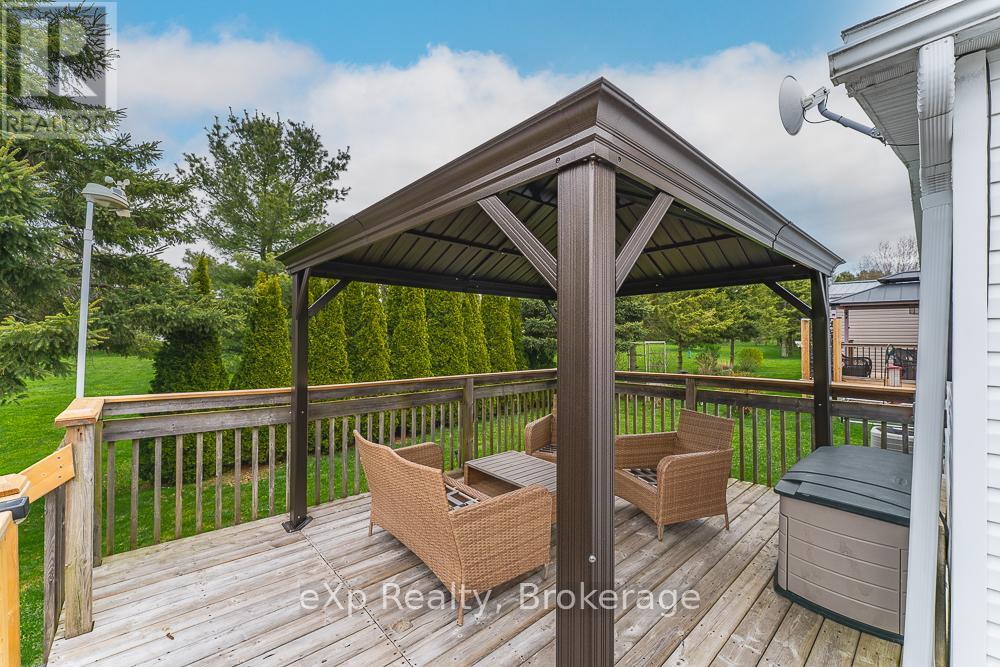 114 ROSEWOOD DRIVE - 30