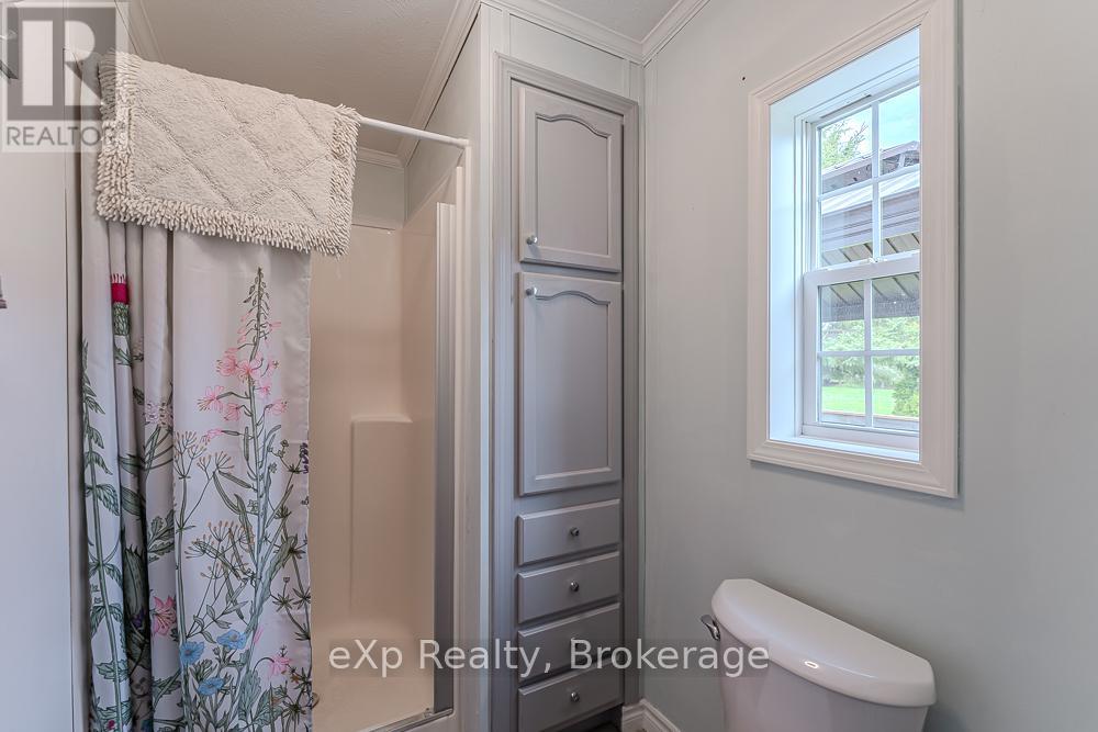 114 ROSEWOOD DRIVE - 26