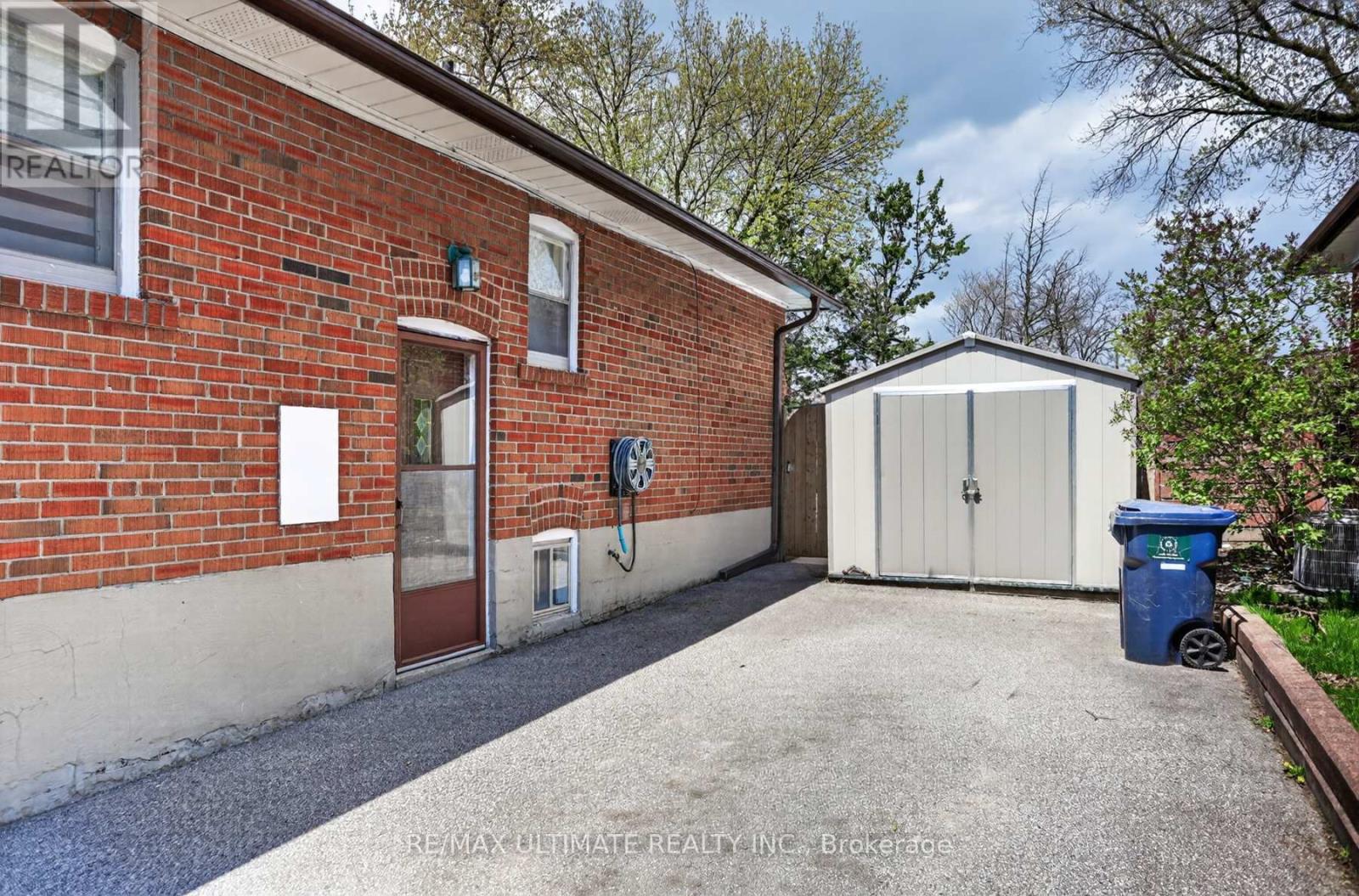 122 NELSON STREET - 35