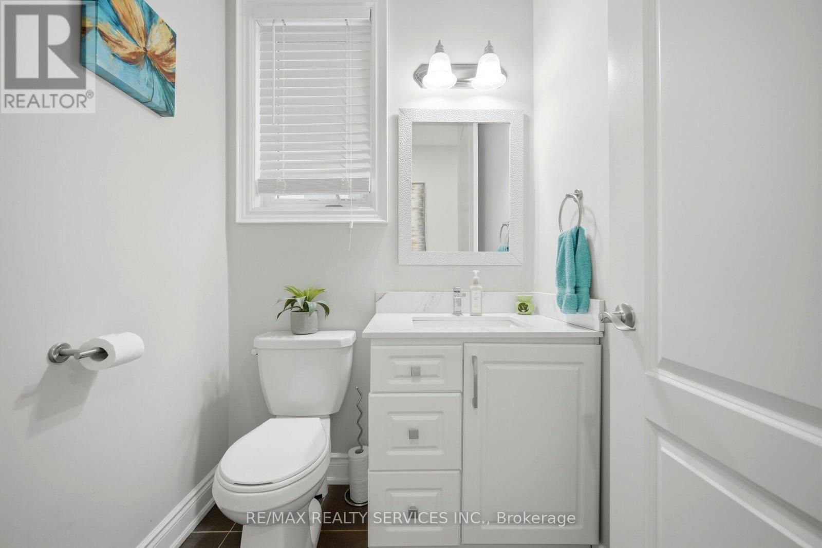 152 NEWHOUSE BOULEVARD - 17
