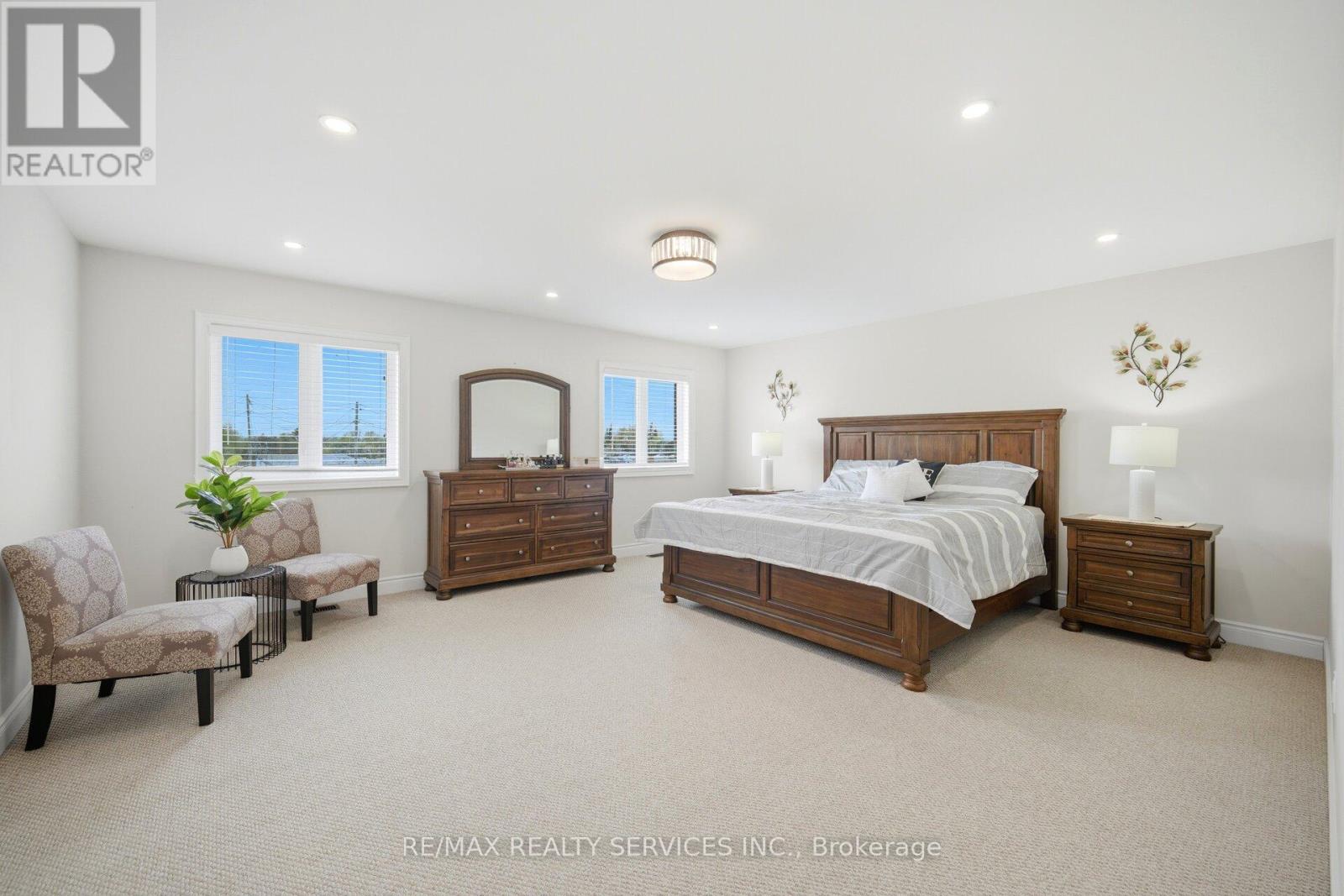 152 NEWHOUSE BOULEVARD - 20