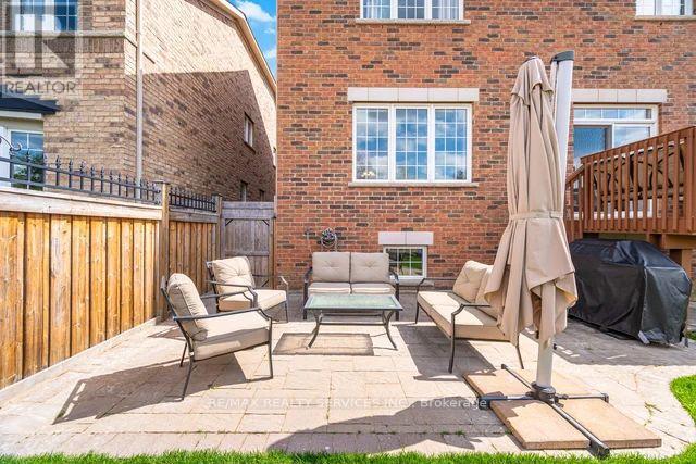 8 KEARNY AVENUE - 43