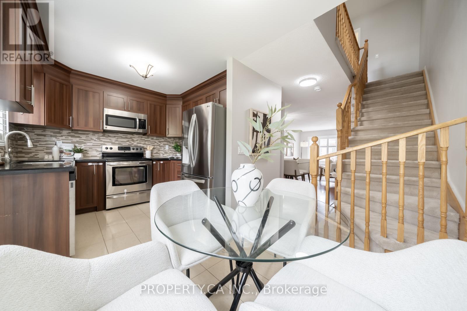 #111 5030 HEATHERLEIGH AVENUE - 18