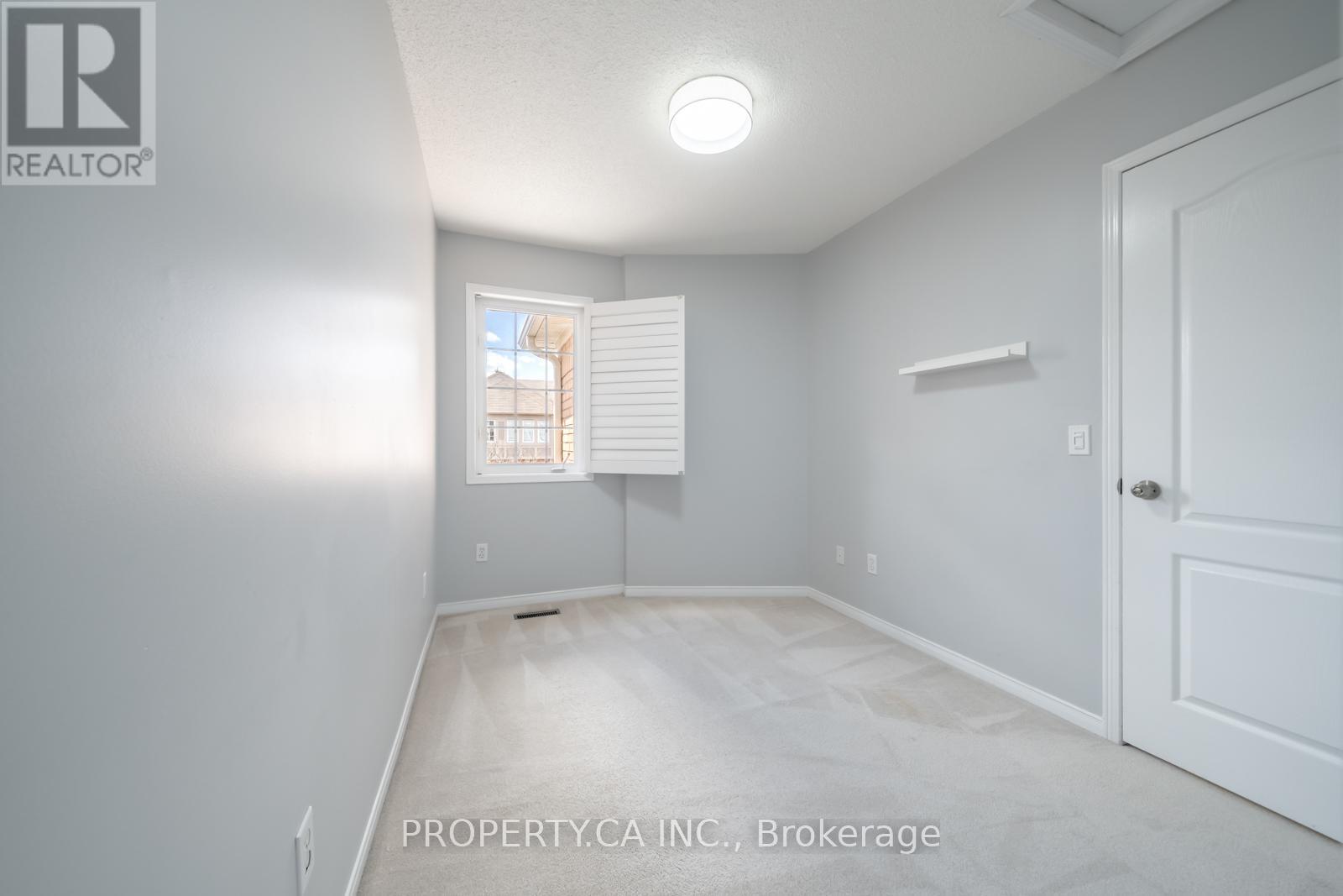 #111 5030 HEATHERLEIGH AVENUE - 37