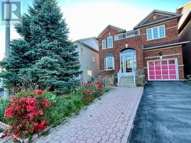 24 PERGOLA WAY - 2