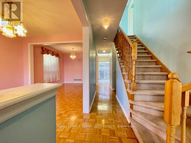 24 PERGOLA WAY - 7