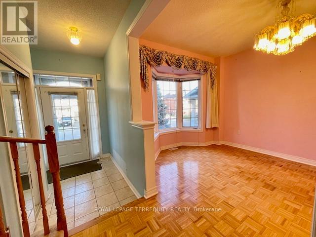 24 PERGOLA WAY - 8