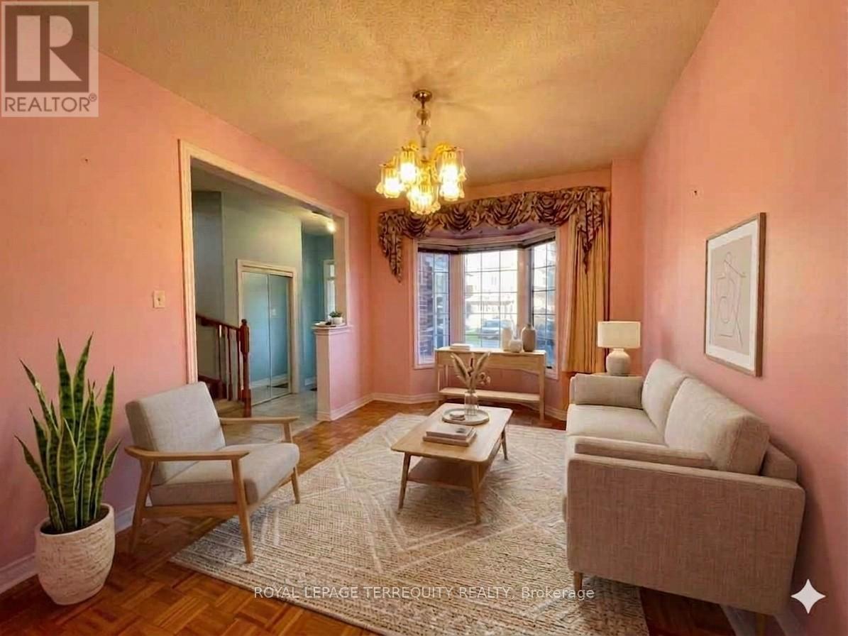 24 PERGOLA WAY - 9