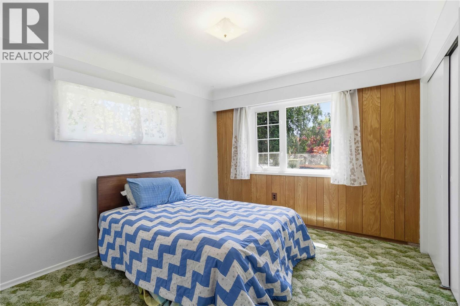 569 Ridley Dr, Colwood