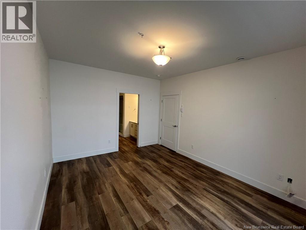 #206 54 Hampton Road - 10