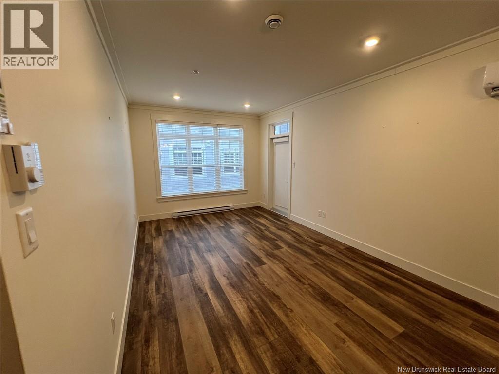 #206 54 Hampton Road - 7