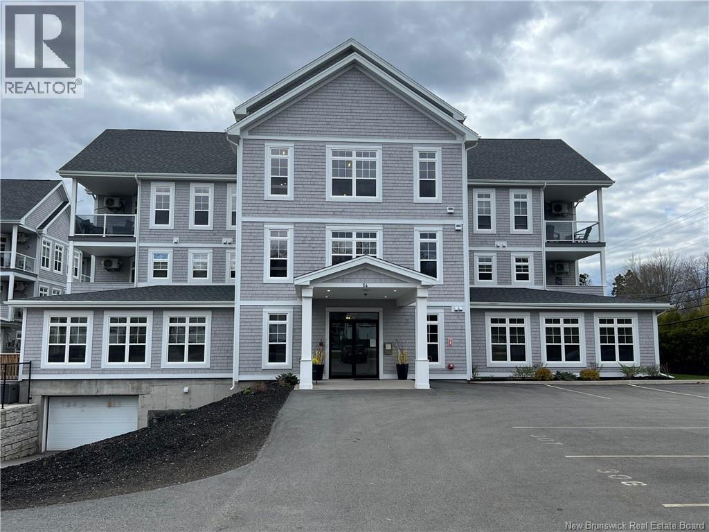 #206 54 Hampton Road - 1