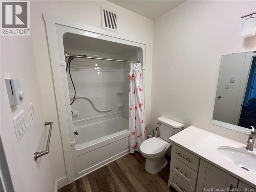 #206 54 Hampton Road - 22