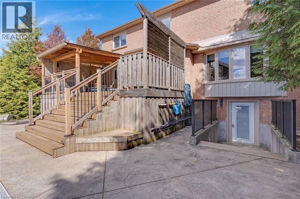 667 BURNETT Avenue - 13