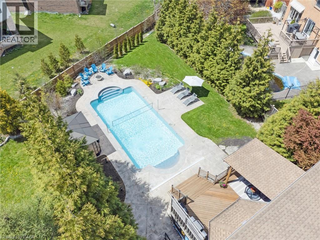 667 BURNETT Avenue - 15