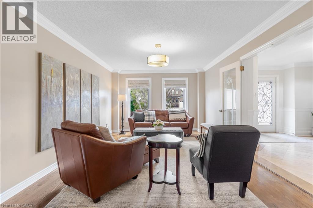 667 BURNETT Avenue - 20