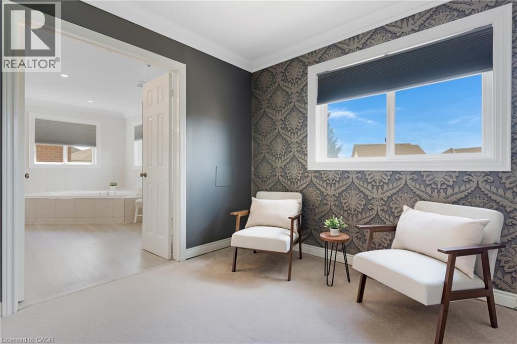 667 BURNETT Avenue - 36